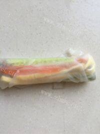 可口的水晶蔬菜卷做法图解7)