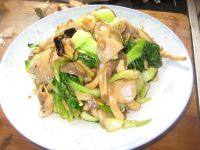 家常菜蘑菇炒青菜