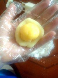自制花样冰皮月饼做法图解10)