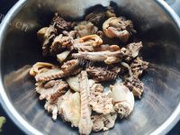 营养的虫草老鹅煲做法图解1)