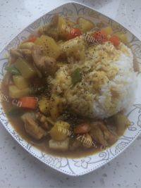 自己做的咖喱鸡块饭