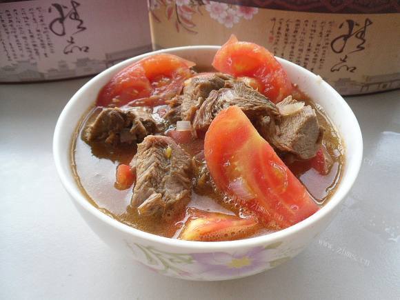 香喷喷的牛肉炖柿子