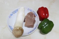 家常菜杏鲍菇烧肉做法图解1)