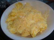 「营养美食」辣椒炒鸡蛋做法图解2)