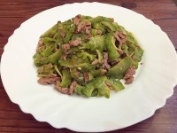 家常菜苦瓜炒牛肉