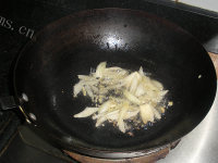 家常菊花菜炒豆制品做法图解5)