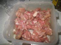 酸豆角炒肉做法图解1)