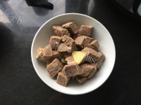 家常版红焖土豆牛肉做法图解1)