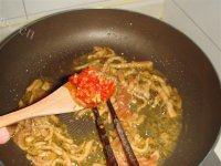 家常菜肉丝炒豆芽做法图解8)