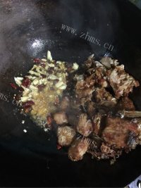麻辣鱼块儿做法图解5)