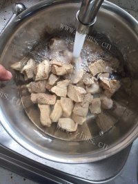 清脆爽口的肉松做法图解3)