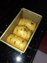 营养的红糖红枣吐司面包做法图解17)
