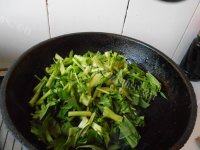 健康美食之清炒菠菜做法图解5)