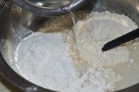 美味的凉拌莜面条做法图解1)