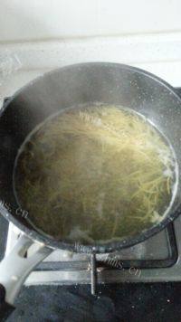 自制蜂蜜柚子茶做法图解4)