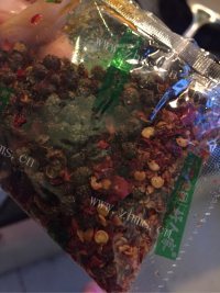 特下饭的麻辣水煮鱼做法图解5)
