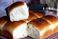 自制枣泥餐包做法图解13)