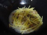 DIY-土豆炒肉片做法图解7)