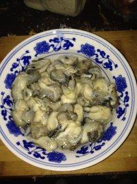 家常海蛎子肉炖豆腐做法图解2)