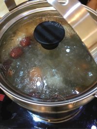 好学的红萝卜排骨汤做法图解5)