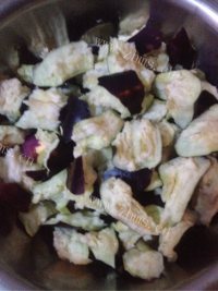 美味营养的酱茄子做法图解1)