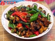 美味的辣椒炒螺头