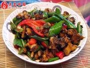 美味的辣椒炒螺头