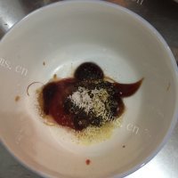 五味俱全的油焖大虾做法图解1)