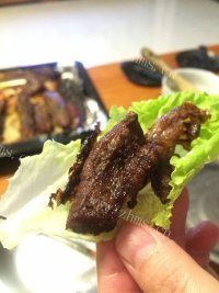 好吃的生菜卷羊排做法图解8)