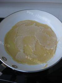 自制早餐韭菜鸡蛋豆渣饼做法图解6)