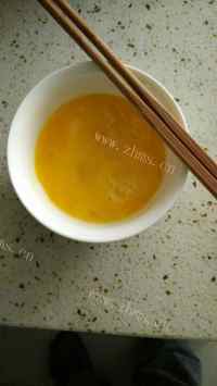 诱人的丝瓜炒鸡蛋做法图解2)