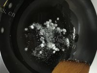 美味的红烧芝香排骨做法图解5)
