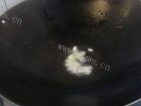 香喷喷的蒜香丝瓜做法图解4)