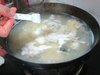 自己做的鱼头豆腐汤