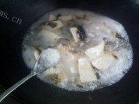 美味的紫菜豆腐汤
