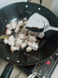 家常菜红烧五花肉做法图解8)