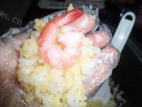 好吃的鲜虾饭团做法图解8)