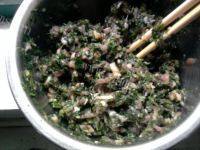自制猪肉荠菜馄饨做法图解3)