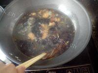 家常菜白菜炖粉条做法图解6)