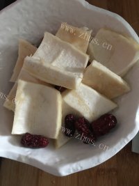 美味的榴莲壳炖鸡做法图解1)