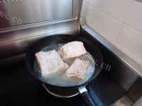 垂涎欲滴的元宝肉做法图解5)