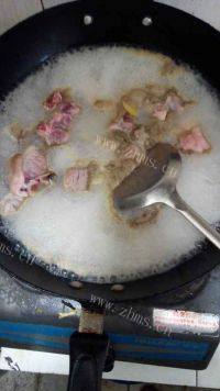 家常菜黄豆炖猪蹄做法图解1)
