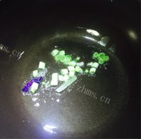 喷香的辣炒年糕做法图解3)