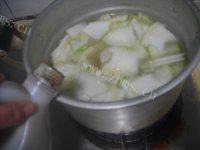美味的冬瓜鸭汤做法图解8)