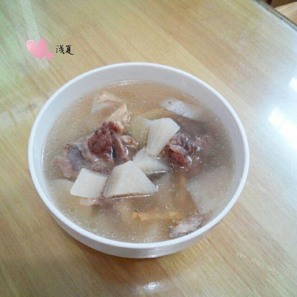 白萝卜骨头汤