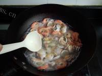好喝的虾蛤汤的做法图解七