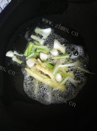 美味的鲈鱼豆腐汤做法图解2)