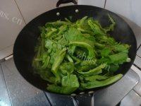 简单的蒜香茼蒿做法图解3)