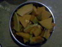 美味的绿豆南瓜汤做法图解1)