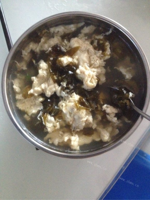 美味的紫菜鸡蛋汤